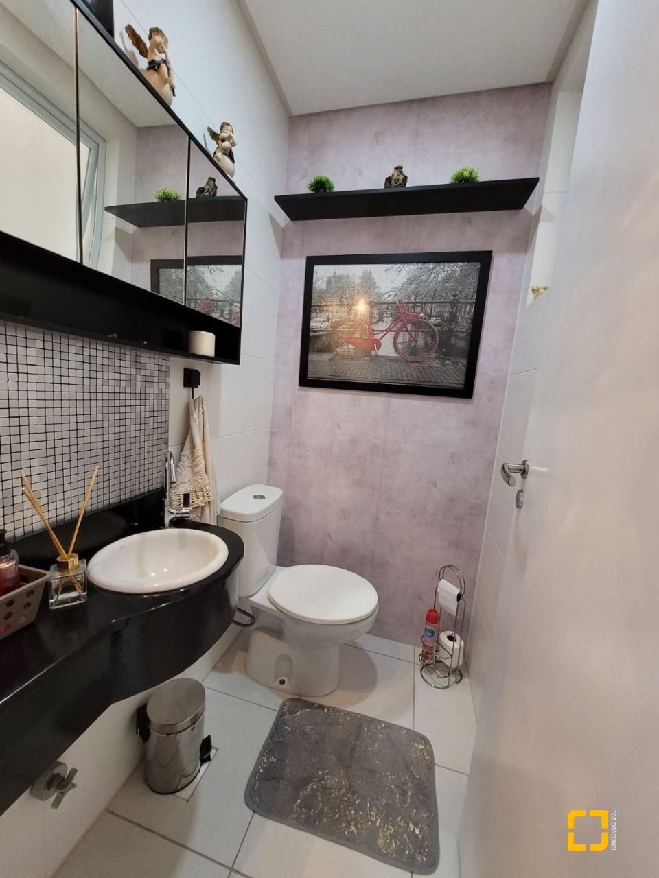 Apartamento com 78m², 4 quartos (sendo 2 suítes), 1 garagem, no bairro Ingleses em Florianópolis