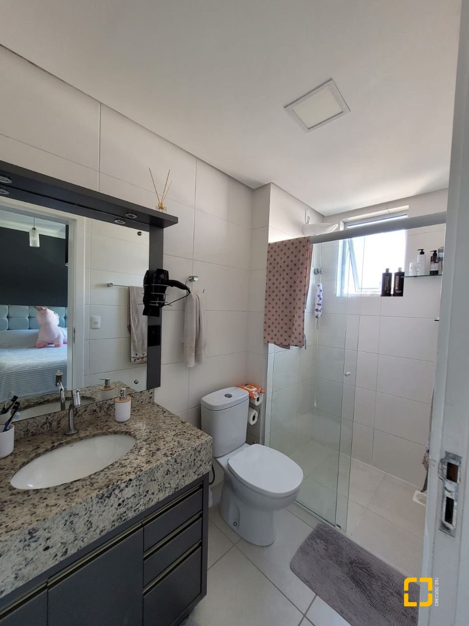 Apartamento com 78m², 4 quartos (sendo 2 suítes), 1 garagem, no bairro Ingleses em Florianópolis