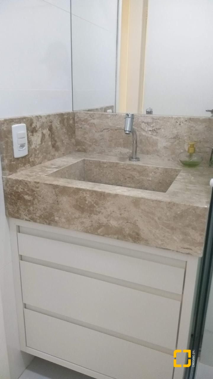 Apartamento com 73m², 2 quartos, 1 garagem, no bairro Ingleses em Florianópolis