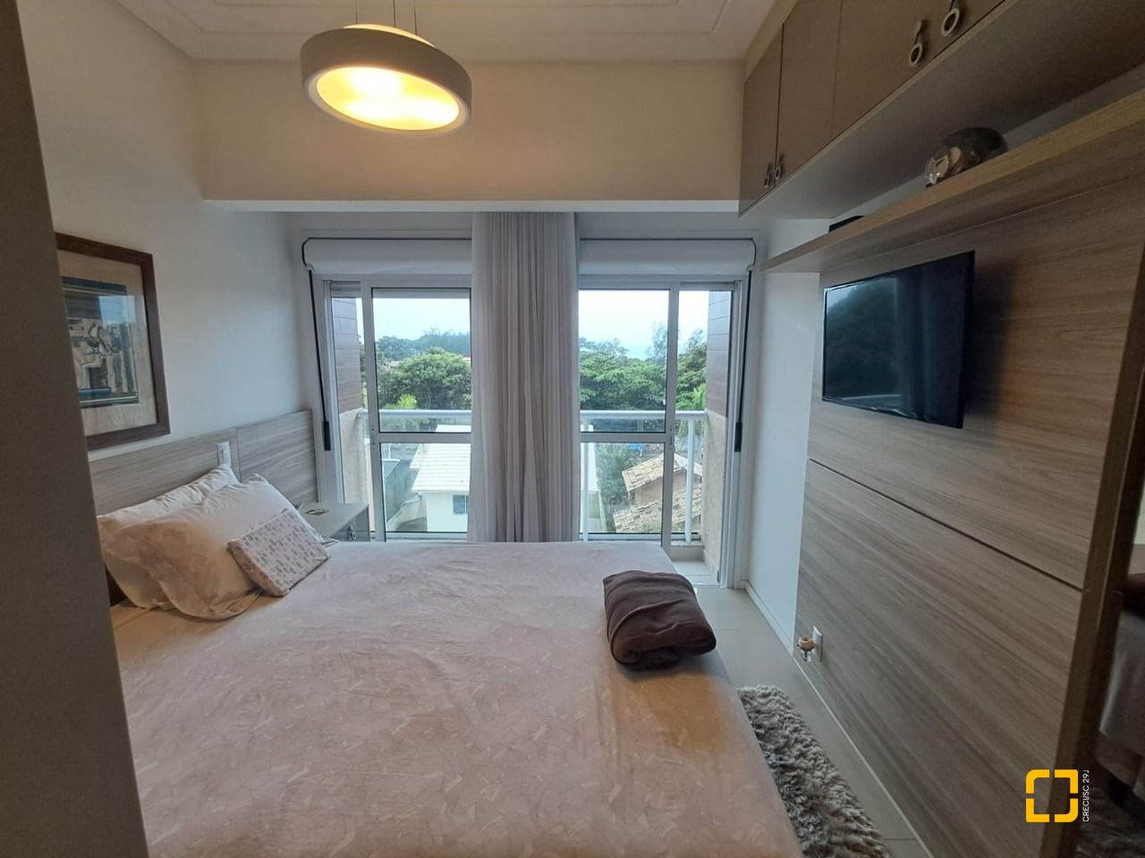 Cobertura com 166m², 4 quartos (sendo 1 suíte), 2 garagens, no bairro Campeche em Florianópolis