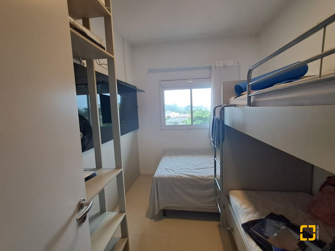 Cobertura com 166m², 4 quartos (sendo 1 suíte), 2 garagens, no bairro Campeche em Florianópolis
