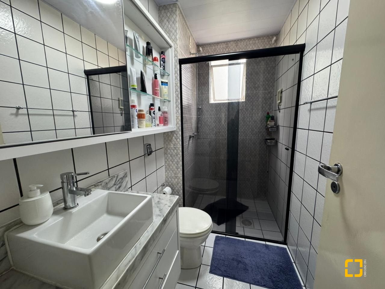 Apartamento com 108m², 5 quartos (sendo 1 suíte), 1 garagem, no bairro Bom Abrigo em Florianópolis