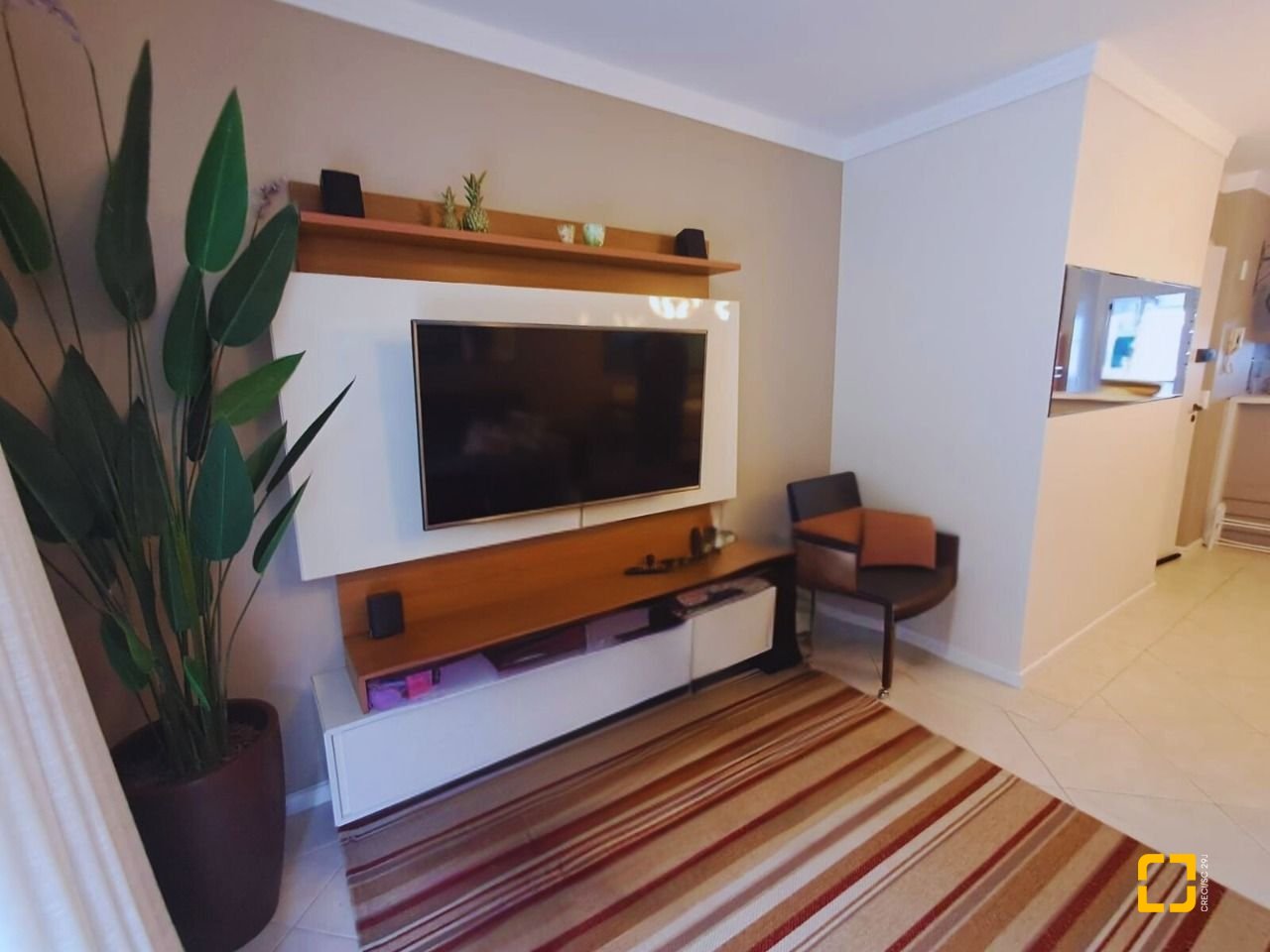 Apartamento com 78m², 3 quartos (sendo 1 suíte), 1 garagem, no bairro Praia Brava em Florianópolis