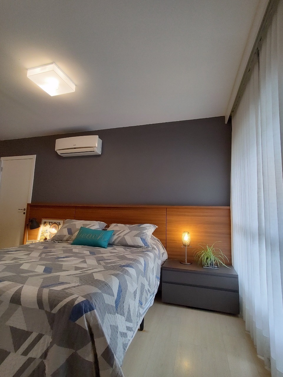 Apartamento com 89m², 3 quartos (sendo 1 suíte), 1 garagem, no bairro Campeche em Florianópolis