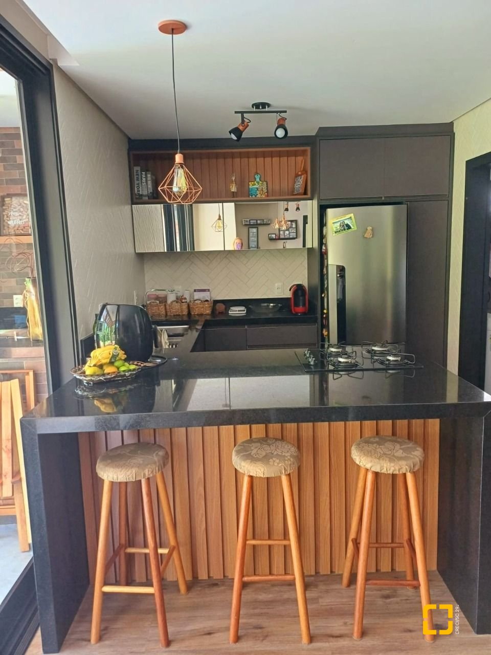 Casa de Condomínio com 186m², 3 quartos (sendo 1 suíte), 2 garagens, no bairro Vargem Grande em Florianópolis