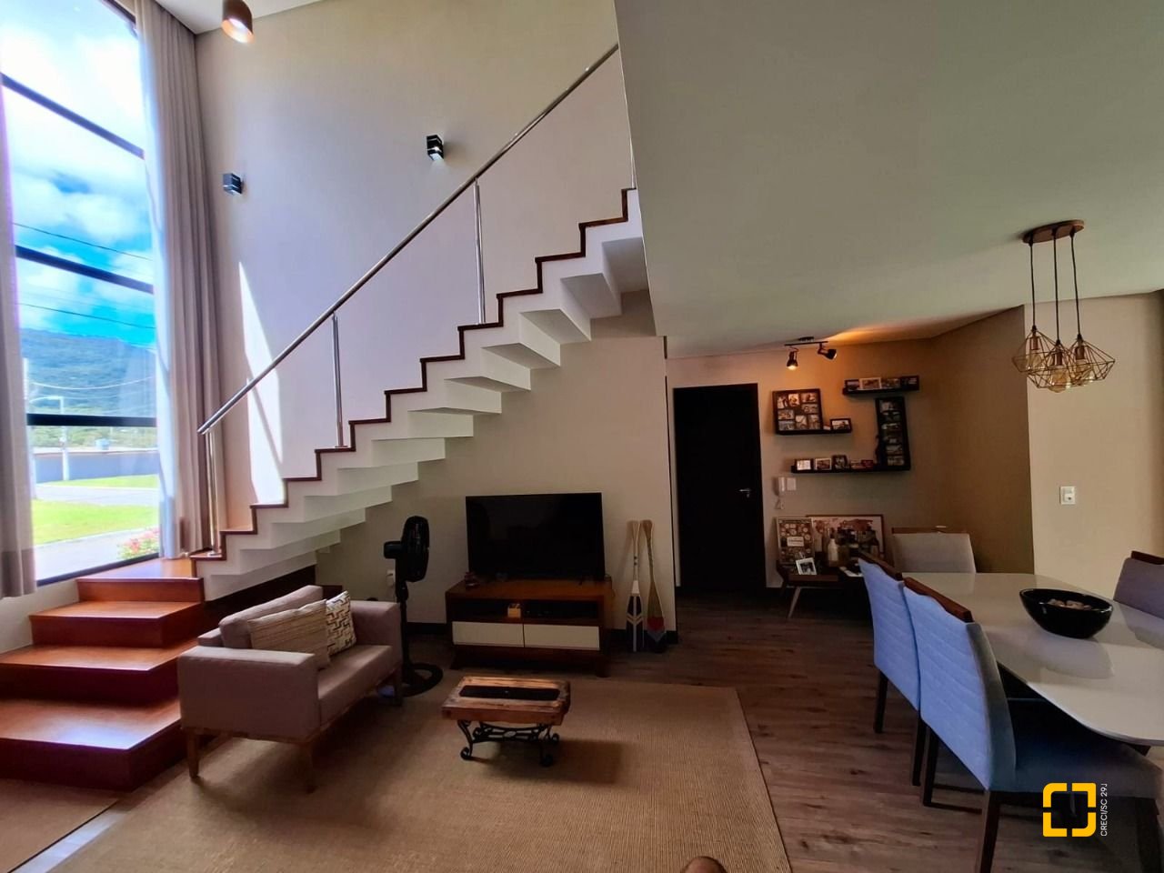 Casa de Condomínio com 186m², 2 quartos (sendo 1 suíte), 2 garagens, no bairro Vargem Grande em Florianópolis