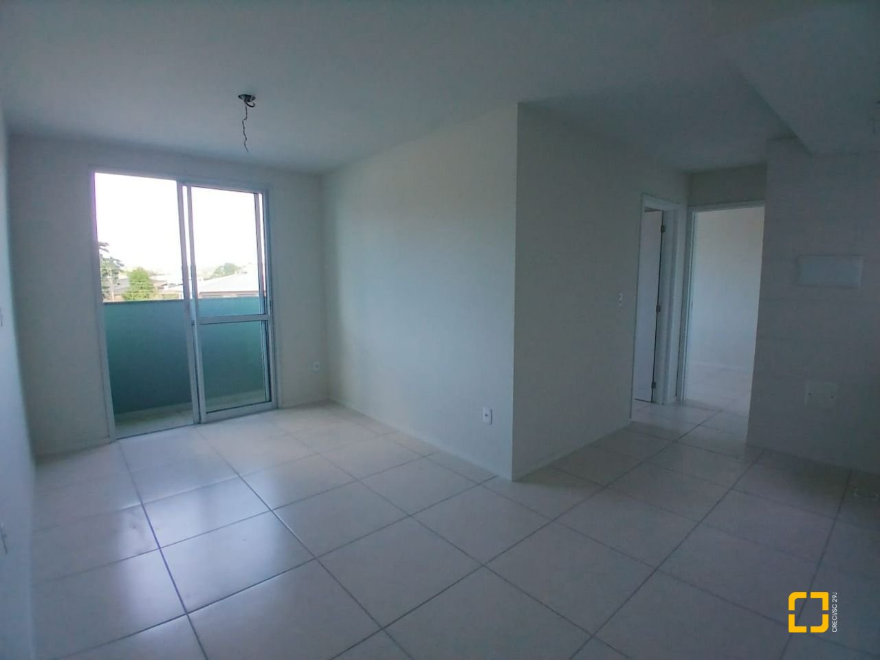 Apartamento com 48m², 2 quartos, 1 garagem, no bairro Sertão do Maruim em São José