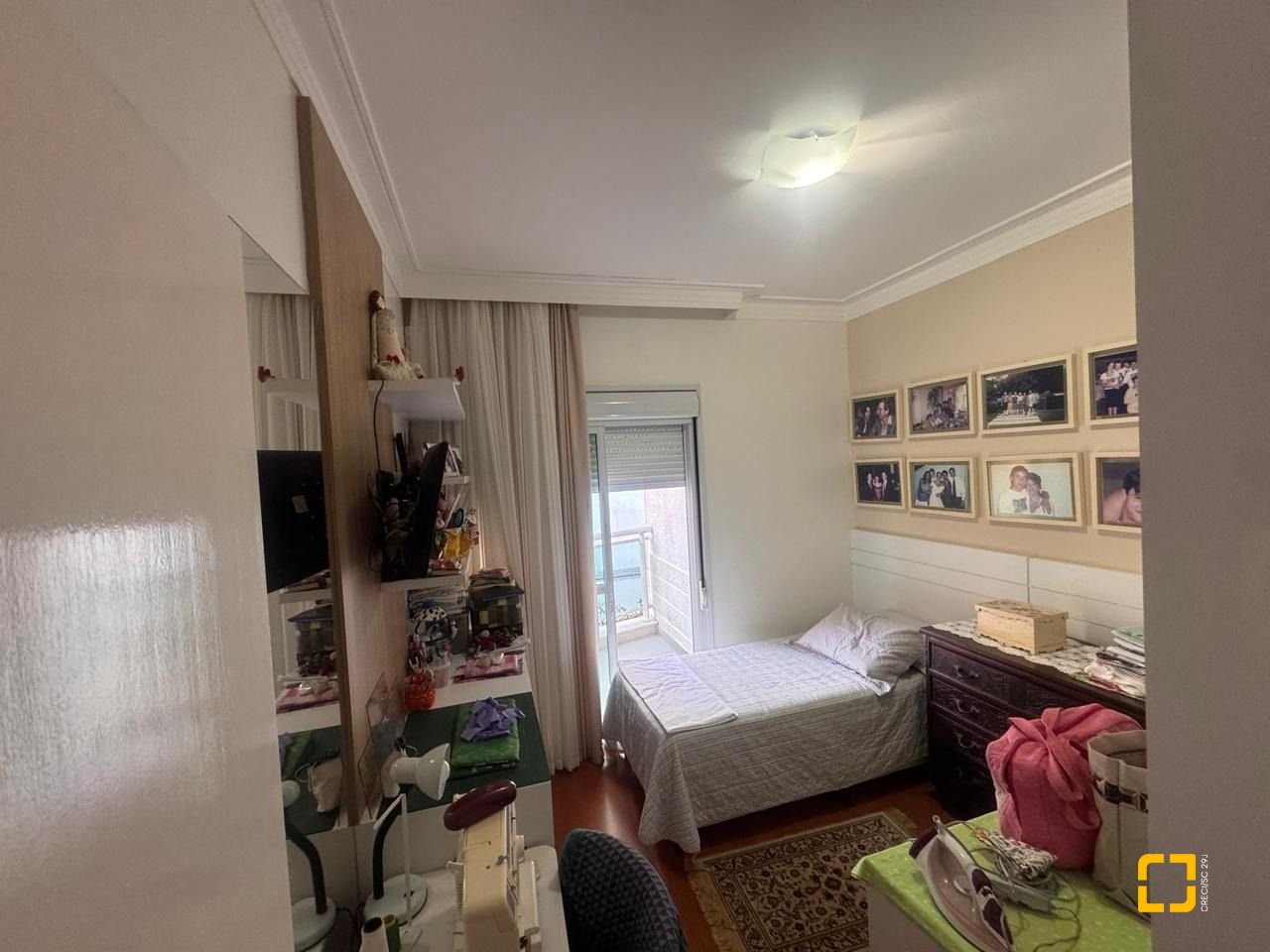 Cobertura com 196m², 3 quartos (sendo 1 suíte), 2 garagens, no bairro Carvoeira em Florianópolis