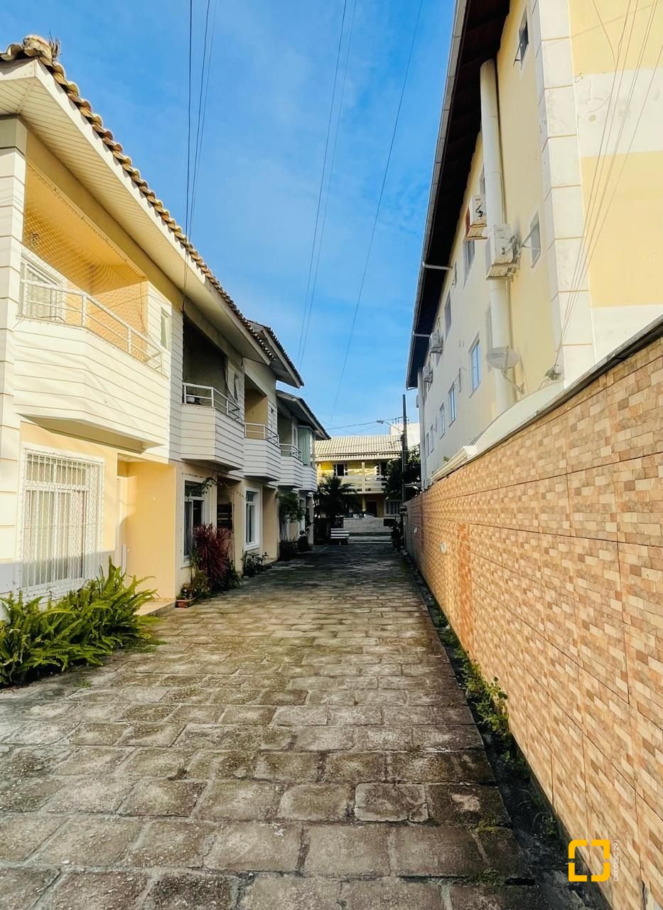 Apartamento com 79m², 4 quartos (sendo 2 suítes), 1 garagem, no bairro Ingleses em Florianópolis