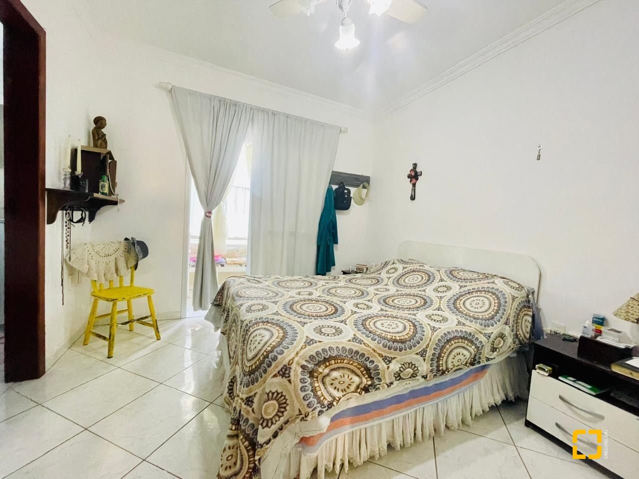 Apartamento com 79m², 4 quartos (sendo 2 suítes), 1 garagem, no bairro Ingleses em Florianópolis