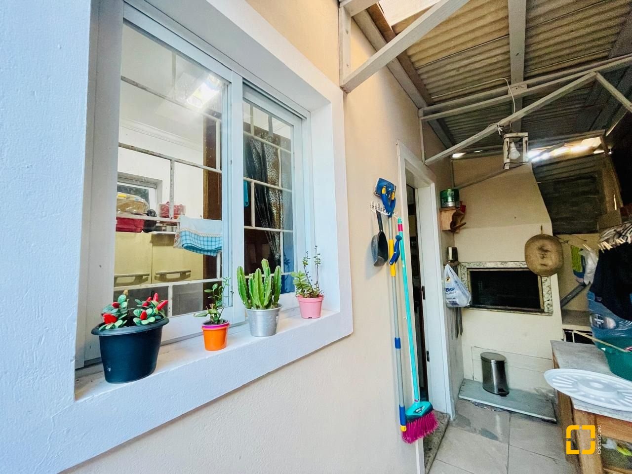 Apartamento com 79m², 4 quartos (sendo 2 suítes), 1 garagem, no bairro Ingleses em Florianópolis