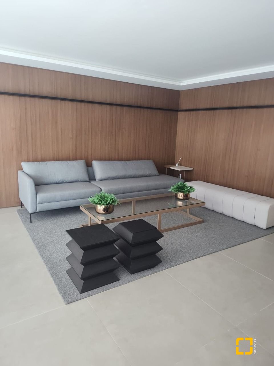 Apartamento com 164m², 6 quartos (sendo 3 suítes), 2 garagens, no bairro Cacupé em Florianópolis