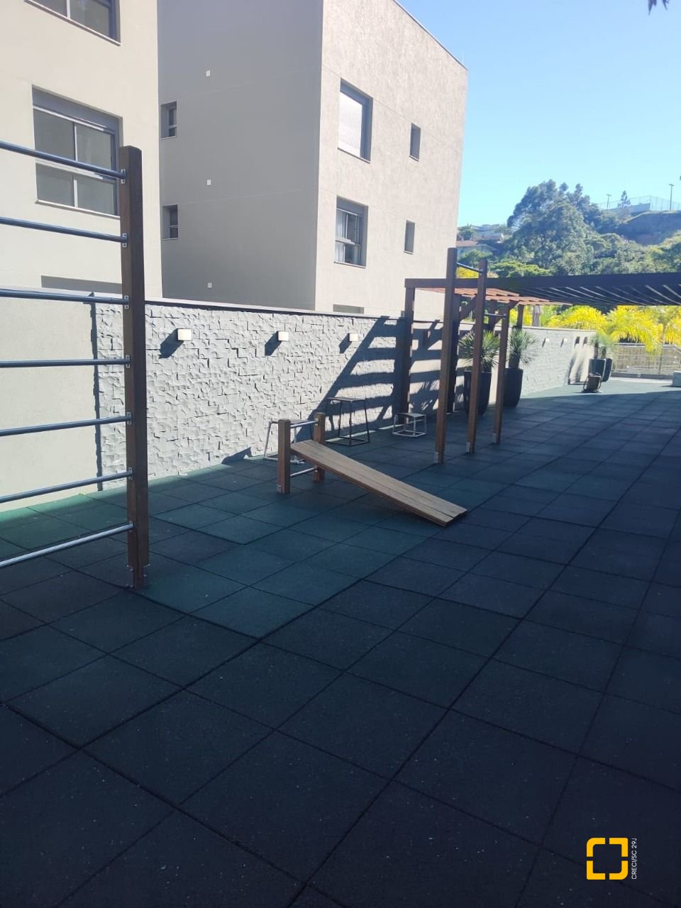 Apartamento com 164m², 6 quartos (sendo 3 suítes), 2 garagens, no bairro Cacupé em Florianópolis