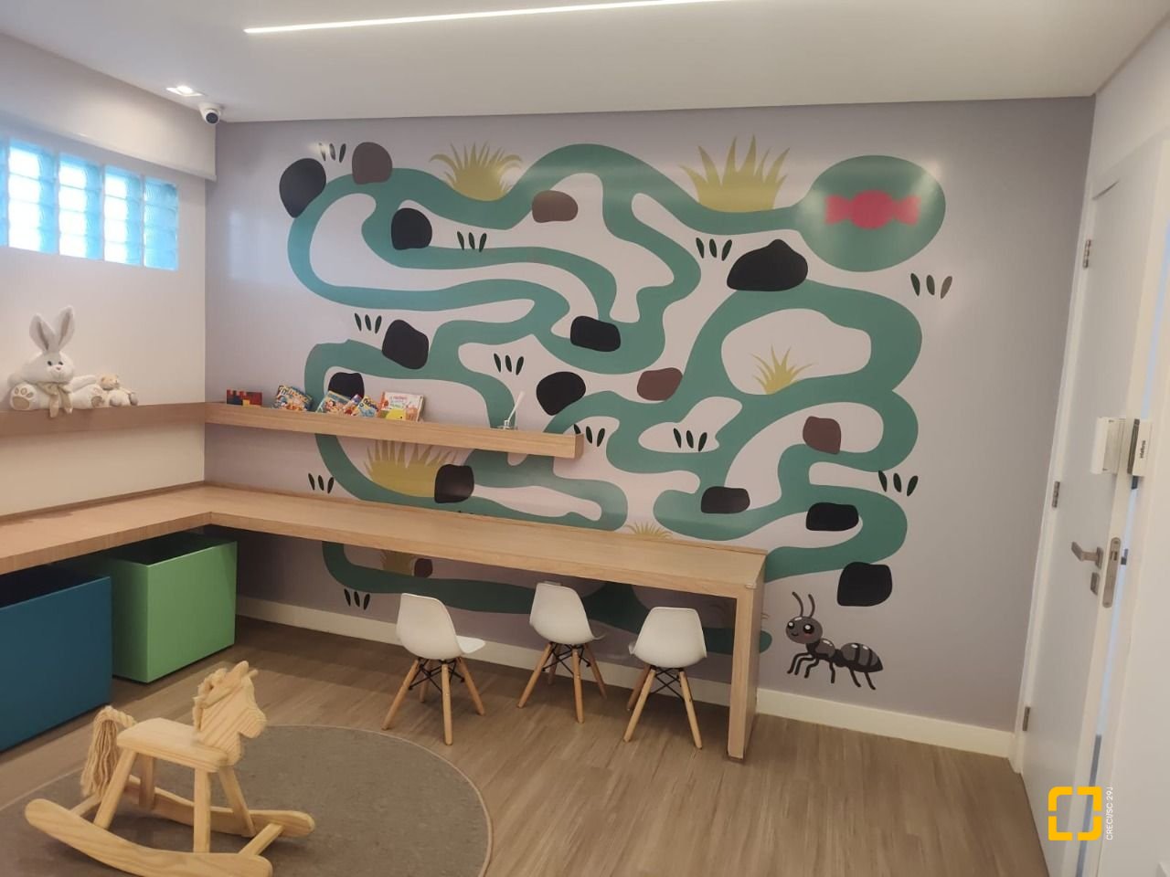 Apartamento com 164m², 6 quartos (sendo 3 suítes), 2 garagens, no bairro Cacupé em Florianópolis