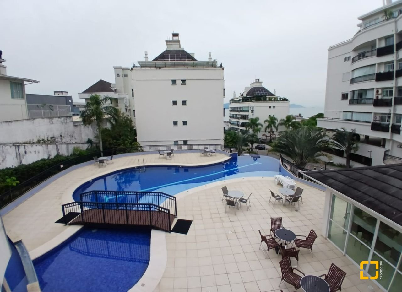 Apartamento com 106m², 4 quartos (sendo 2 suítes), 1 garagem, no bairro Coqueiros em Florianópolis