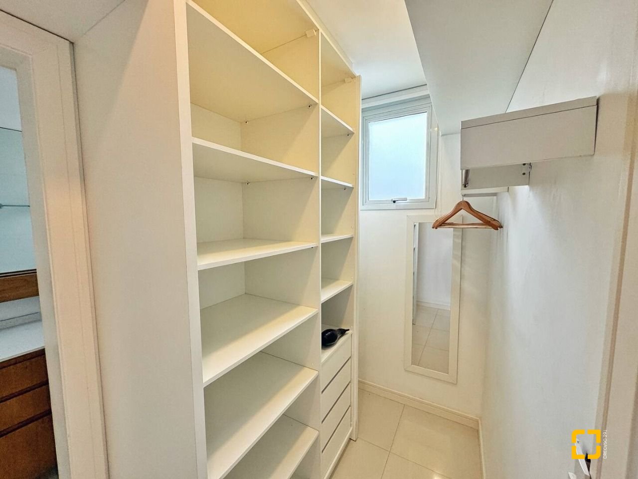Cobertura com 200m², 4 quartos (sendo 1 suíte), 2 garagens, no bairro Ingleses em Florianópolis