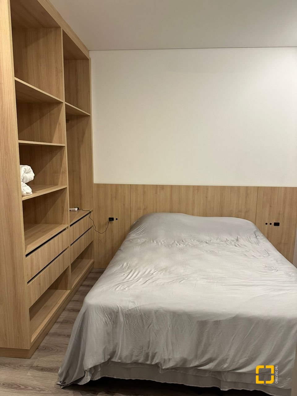 Casa com 323m², 8 quartos (sendo 4 suítes), 4 garagens, no bairro Ingleses em Florianópolis
