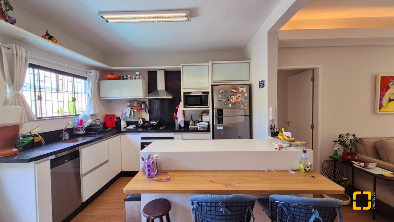 Casa com 95m², 4 quartos (sendo 1 suíte), 2 garagens, no bairro Saco dos Limões em Florianópolis