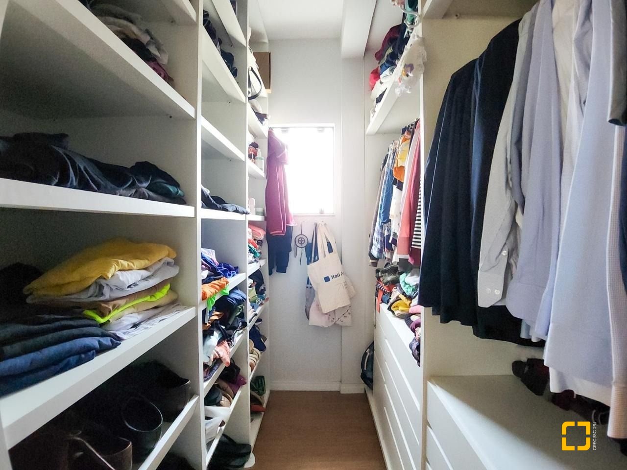 Casa com 95m², 4 quartos (sendo 1 suíte), 2 garagens, no bairro Saco dos Limões em Florianópolis