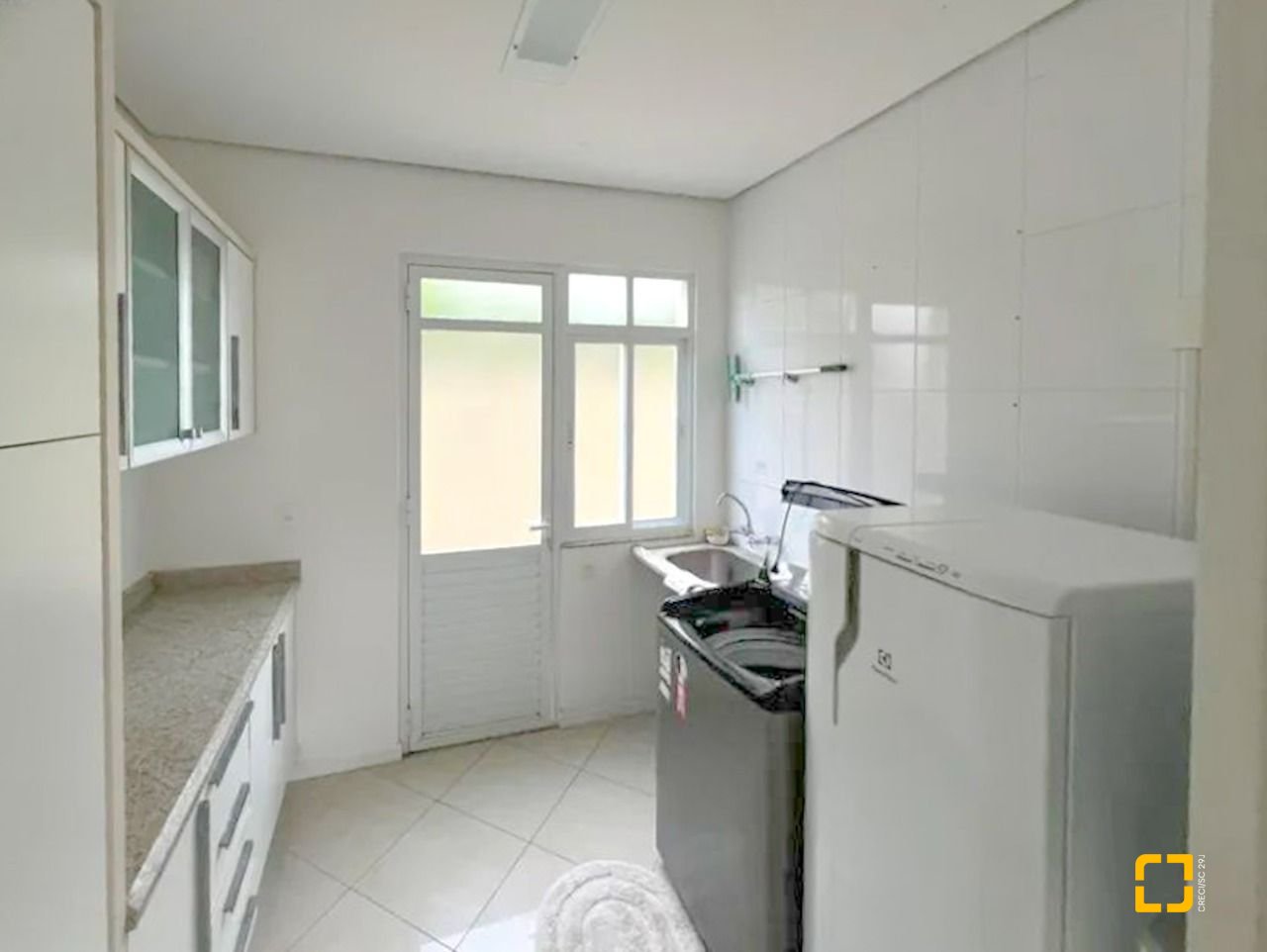 Casa com 605m², 11 quartos (sendo 5 suítes), 6 garagens, no bairro Jurerê Internacional em Florianópolis