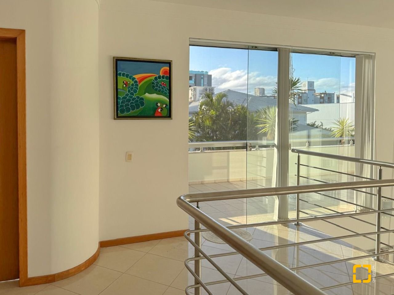 Casa com 605m², 11 quartos (sendo 5 suítes), 6 garagens, no bairro Jurerê Internacional em Florianópolis