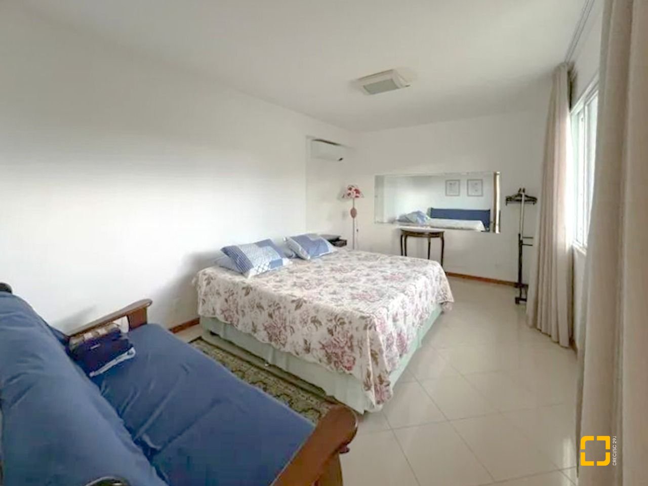 Casa com 605m², 11 quartos (sendo 5 suítes), 6 garagens, no bairro Jurerê Internacional em Florianópolis