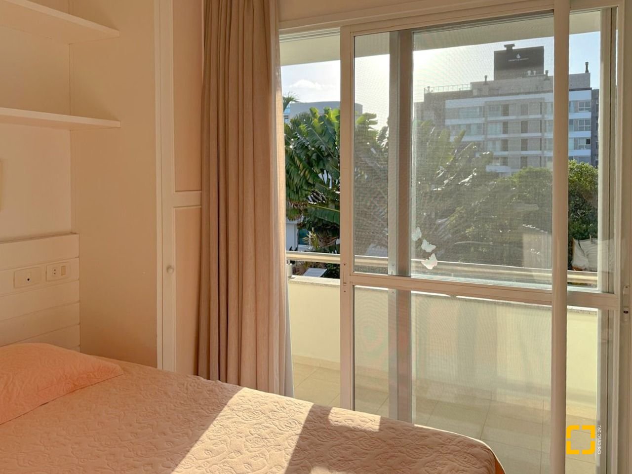 Casa com 605m², 11 quartos (sendo 5 suítes), 6 garagens, no bairro Jurerê Internacional em Florianópolis