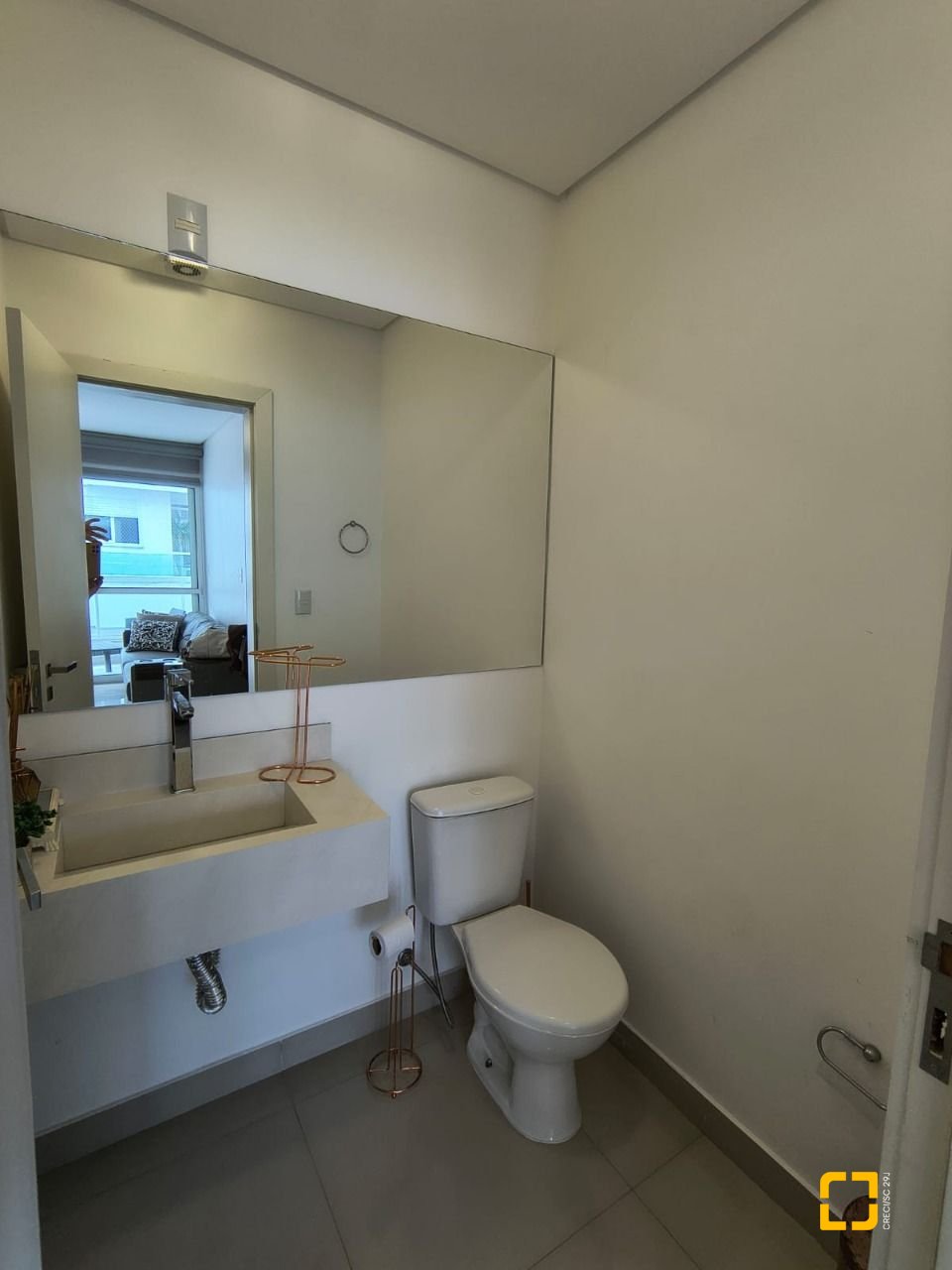 Apartamento com 129m², 6 quartos (sendo 3 suítes), 1 garagem, no bairro Ingleses em Florianópolis