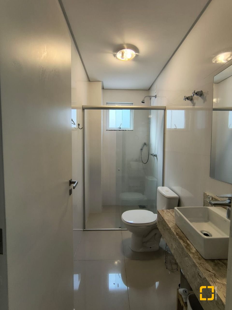 Apartamento com 129m², 6 quartos (sendo 3 suítes), 1 garagem, no bairro Ingleses em Florianópolis