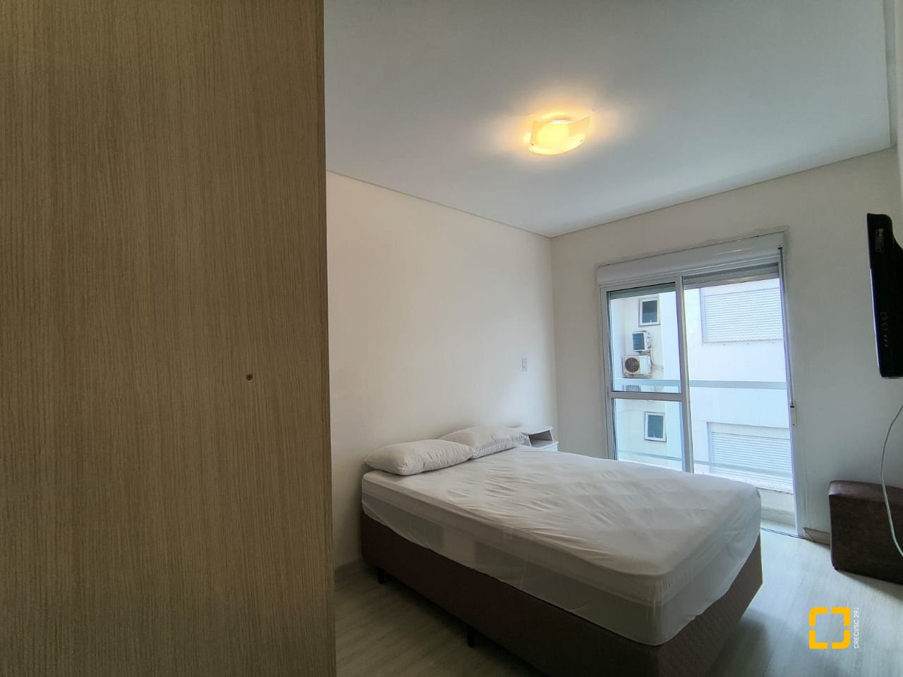 Apartamento com 129m², 6 quartos (sendo 3 suítes), 1 garagem, no bairro Ingleses em Florianópolis