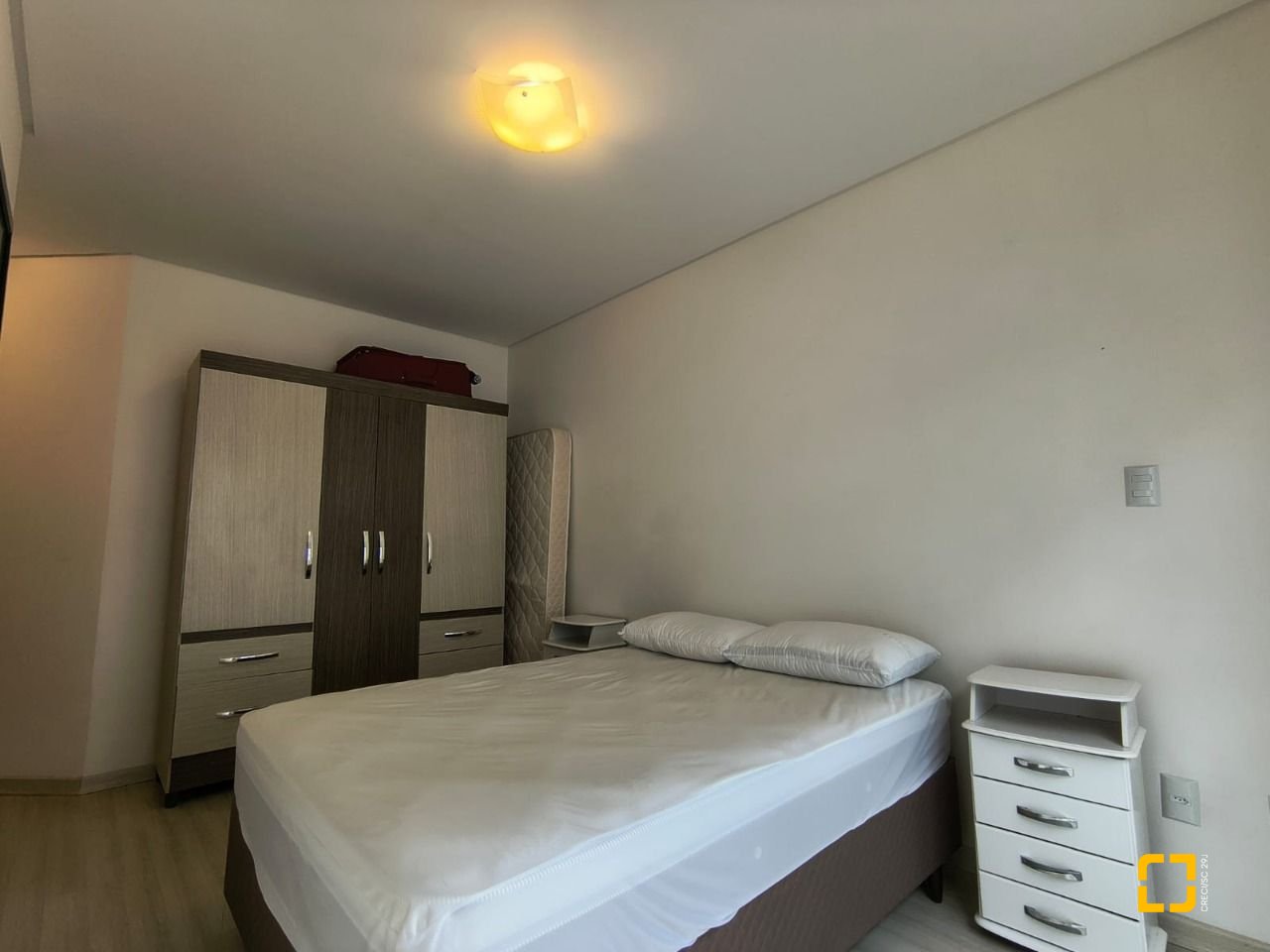 Apartamento com 129m², 6 quartos (sendo 3 suítes), 1 garagem, no bairro Ingleses em Florianópolis