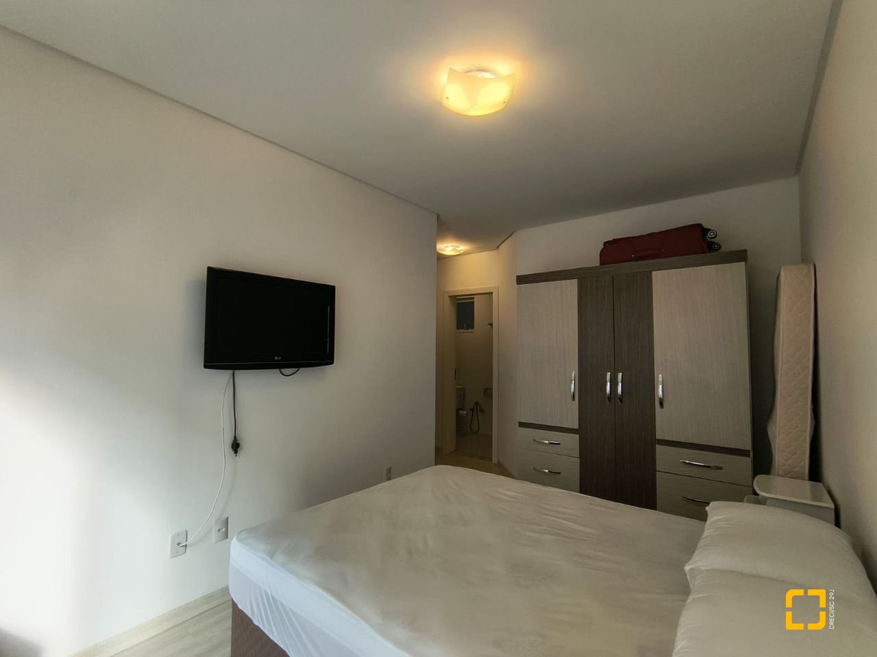Apartamento com 129m², 6 quartos (sendo 3 suítes), 1 garagem, no bairro Ingleses em Florianópolis