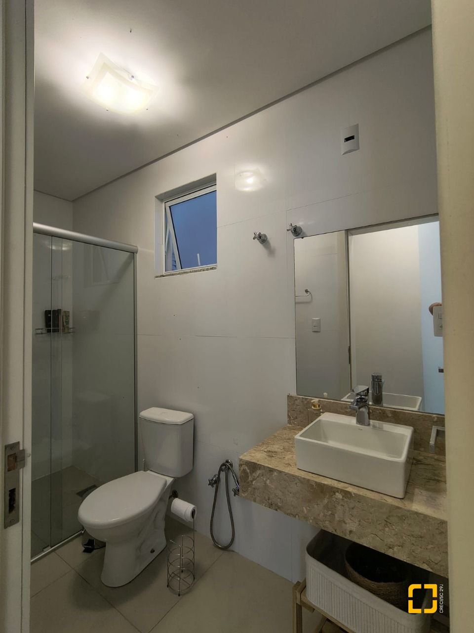 Apartamento com 129m², 6 quartos (sendo 3 suítes), 1 garagem, no bairro Ingleses em Florianópolis