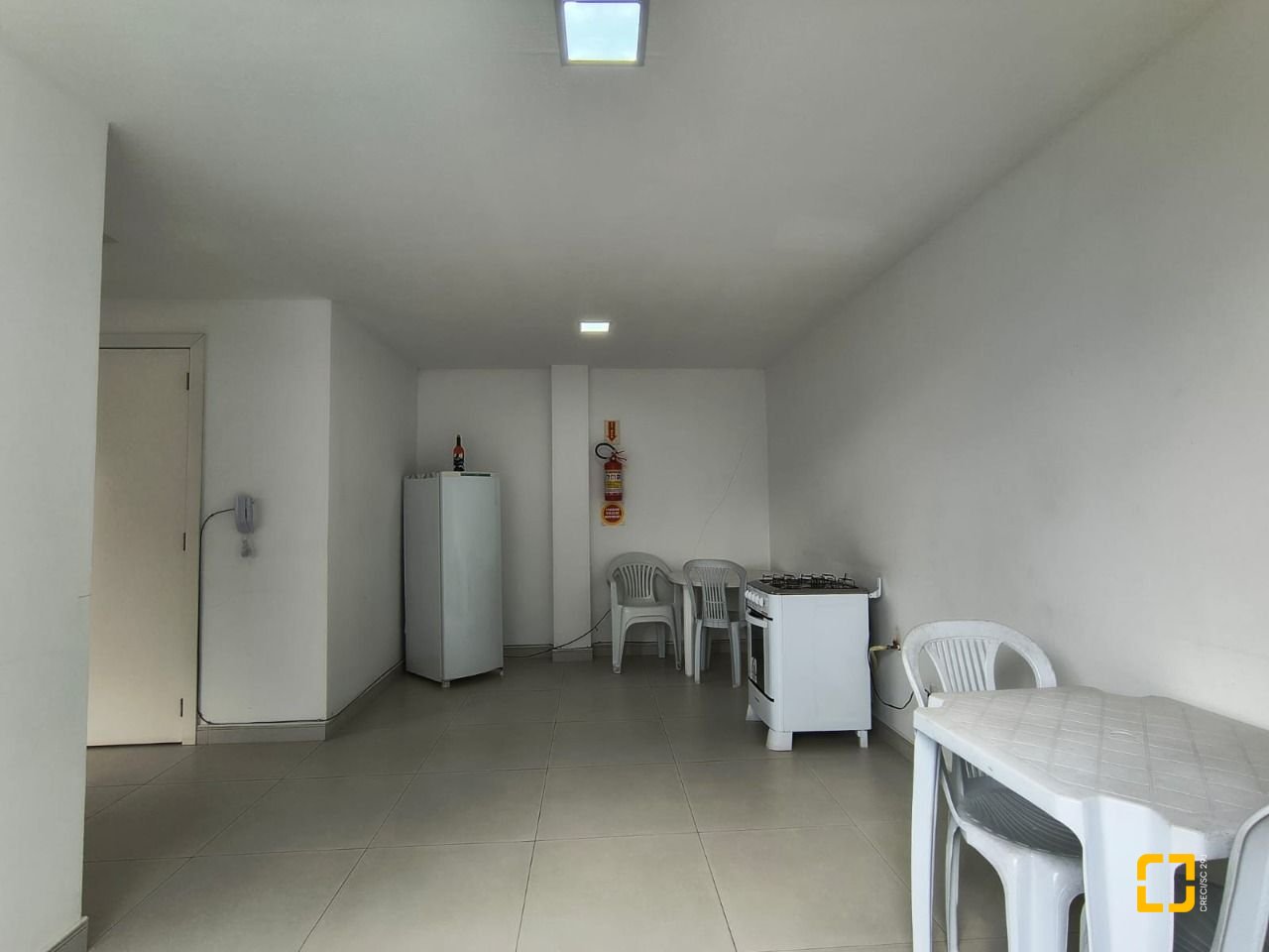 Apartamento com 129m², 6 quartos (sendo 3 suítes), 1 garagem, no bairro Ingleses em Florianópolis