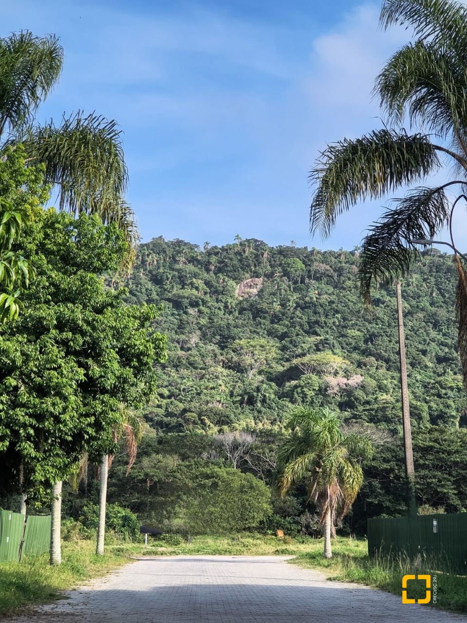 Apartamento com 129m², 6 quartos (sendo 3 suítes), 1 garagem, no bairro Ingleses em Florianópolis