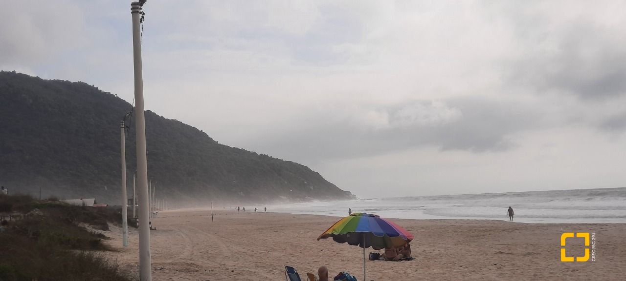Apartamento com 129m², 6 quartos (sendo 3 suítes), 1 garagem, no bairro Ingleses em Florianópolis