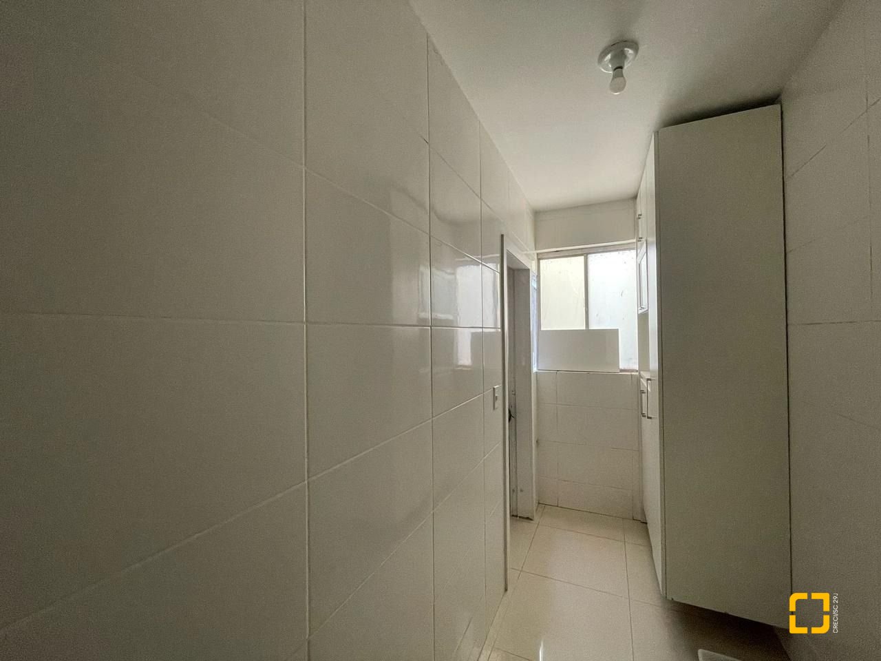 Apartamento com 68m², 2 quartos, no bairro Balneário em Florianópolis