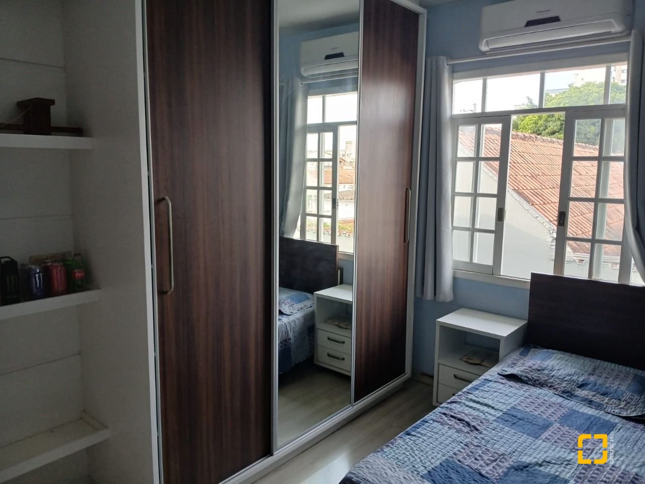 Casa com 191m², 4 quartos (sendo 1 suíte), 2 garagens, no bairro Ipiranga em São José