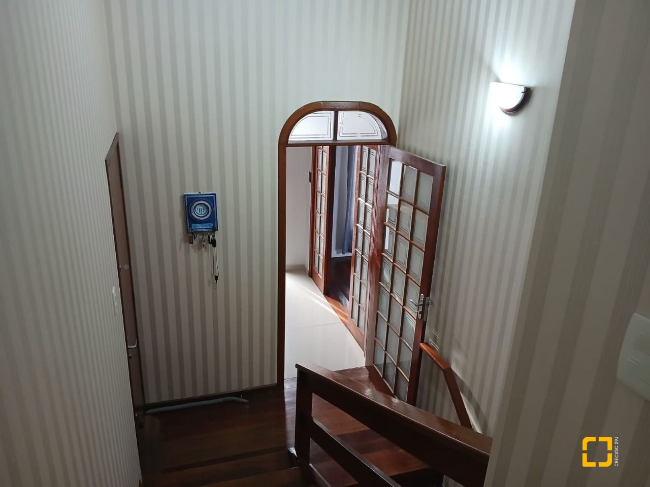 Casa com 191m², 4 quartos (sendo 1 suíte), 2 garagens, no bairro Ipiranga em São José