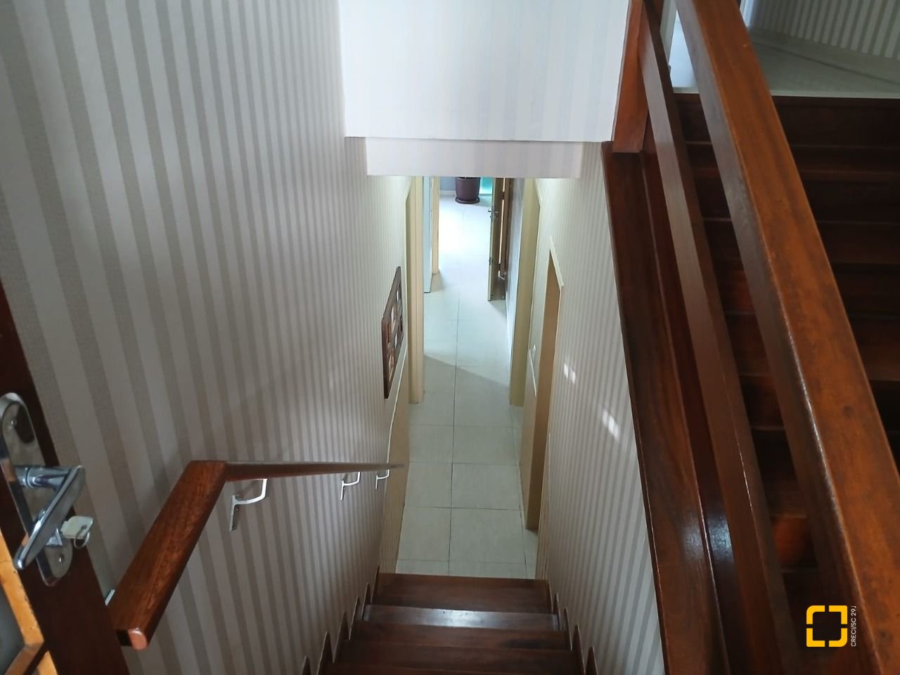 Casa com 191m², 4 quartos (sendo 1 suíte), 2 garagens, no bairro Ipiranga em São José