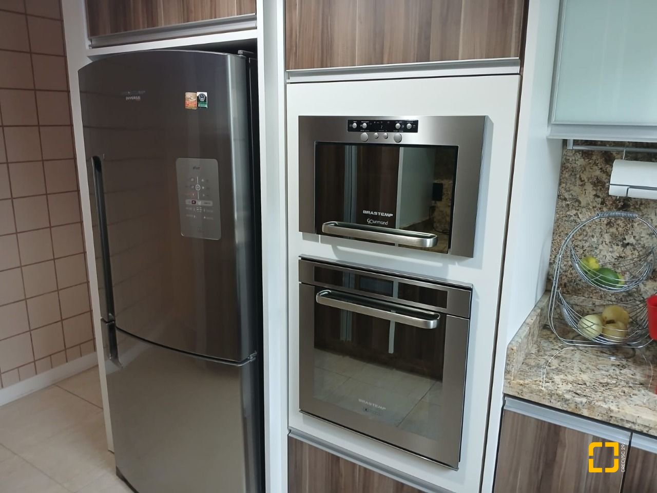 Casa com 191m², 4 quartos (sendo 1 suíte), 2 garagens, no bairro Ipiranga em São José