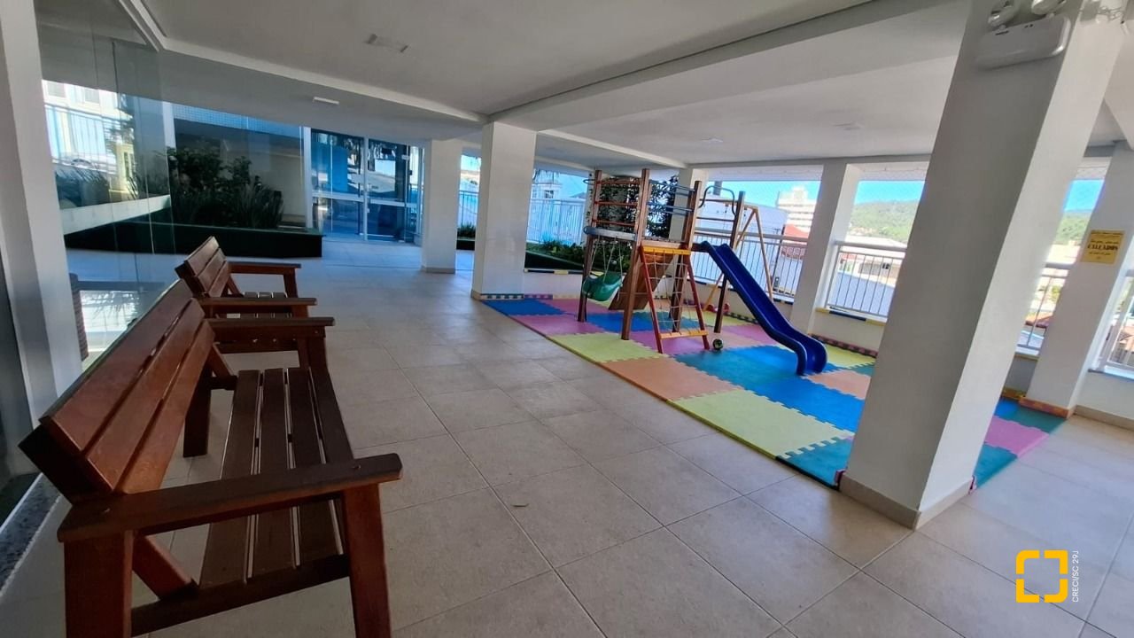 Apartamento com 81m², 3 quartos (sendo 1 suíte), 1 garagem, no bairro Itacorubi em Florianópolis