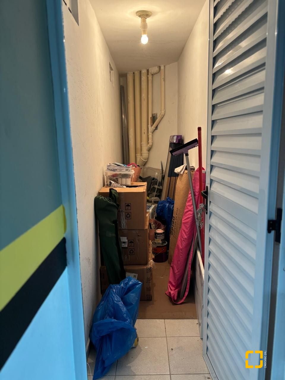 Apartamento com 173m², 4 quartos (sendo 2 suítes), 2 garagens, no bairro Campinas em São José