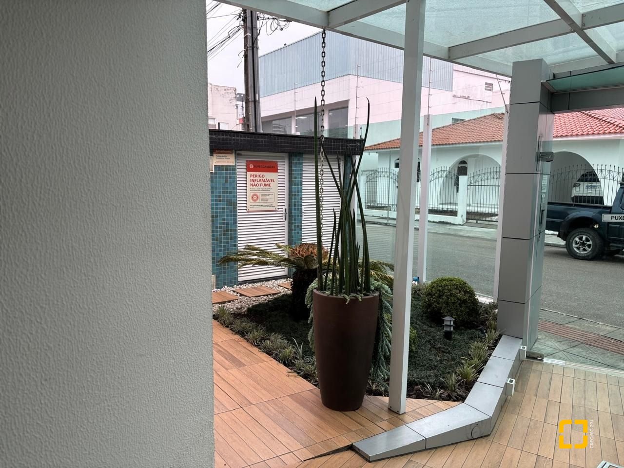 Apartamento com 173m², 4 quartos (sendo 2 suítes), 2 garagens, no bairro Campinas em São José