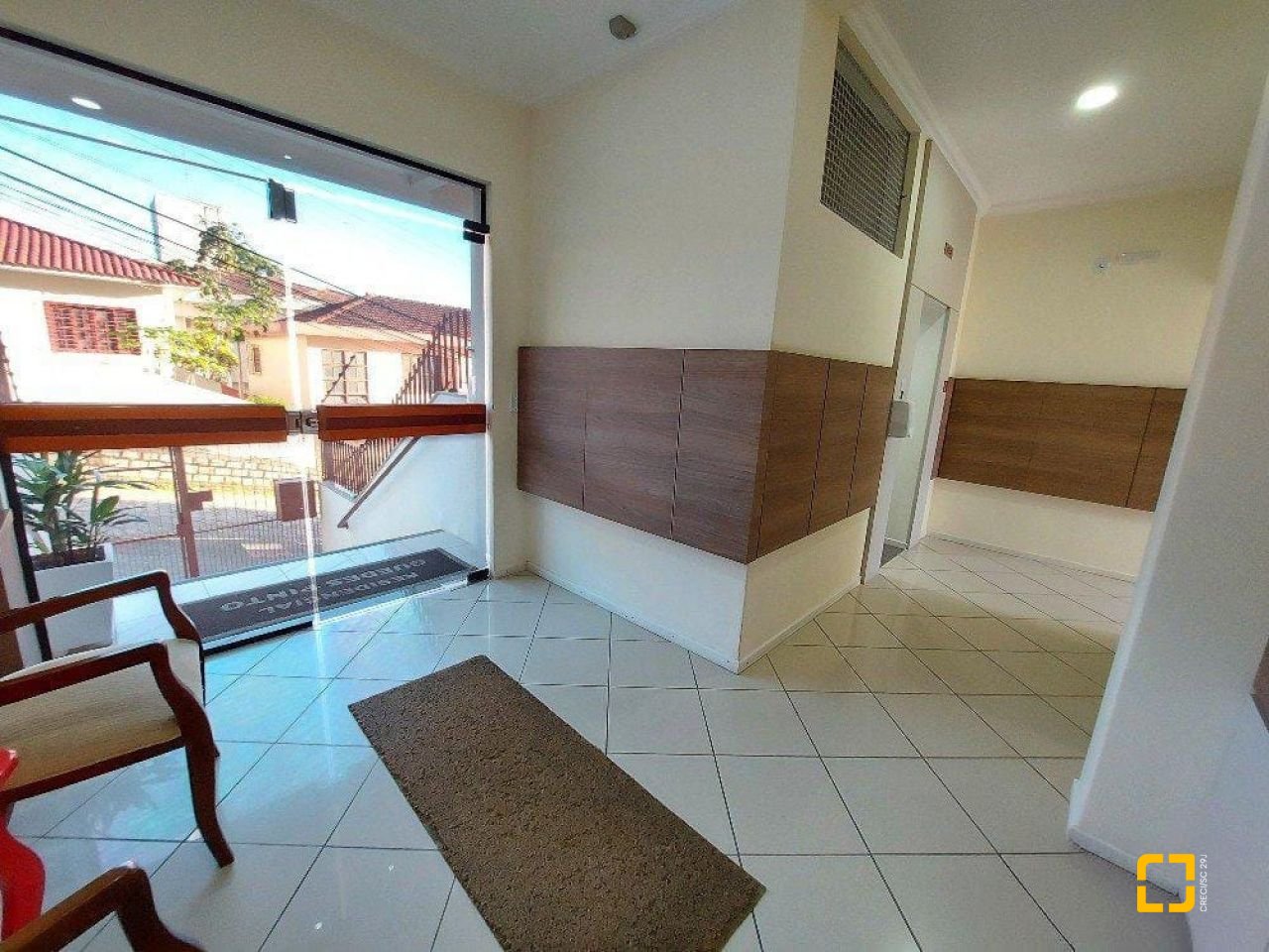 Apartamento com 77m², 3 quartos (sendo 1 suíte), 1 garagem, no bairro Trindade em Florianópolis