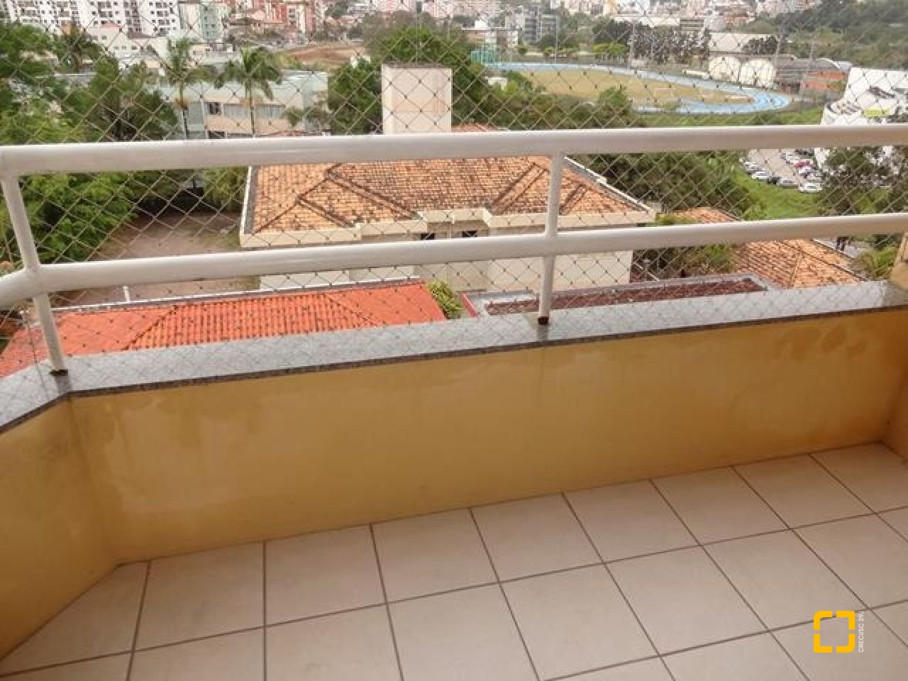 Apartamento com 77m², 3 quartos (sendo 1 suíte), 1 garagem, no bairro Trindade em Florianópolis