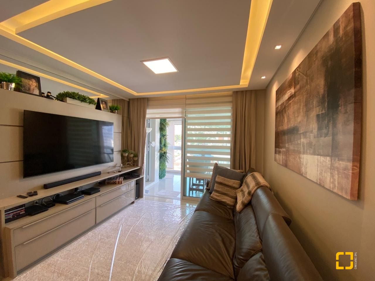 Apartamento com 101m², 4 quartos (sendo 2 suítes), 1 garagem, no bairro Centro em Florianópolis