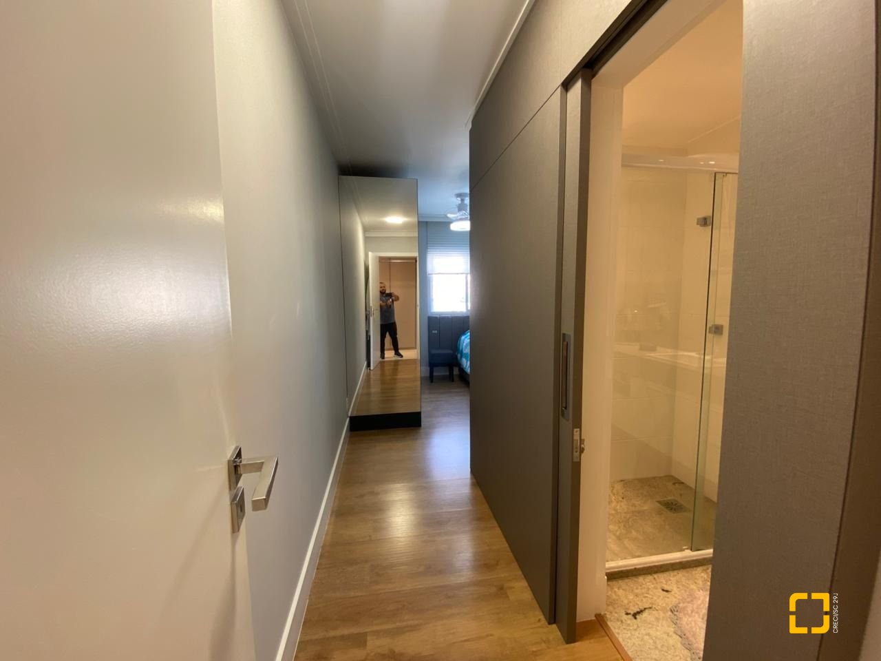 Apartamento com 101m², 4 quartos (sendo 2 suítes), 1 garagem, no bairro Centro em Florianópolis