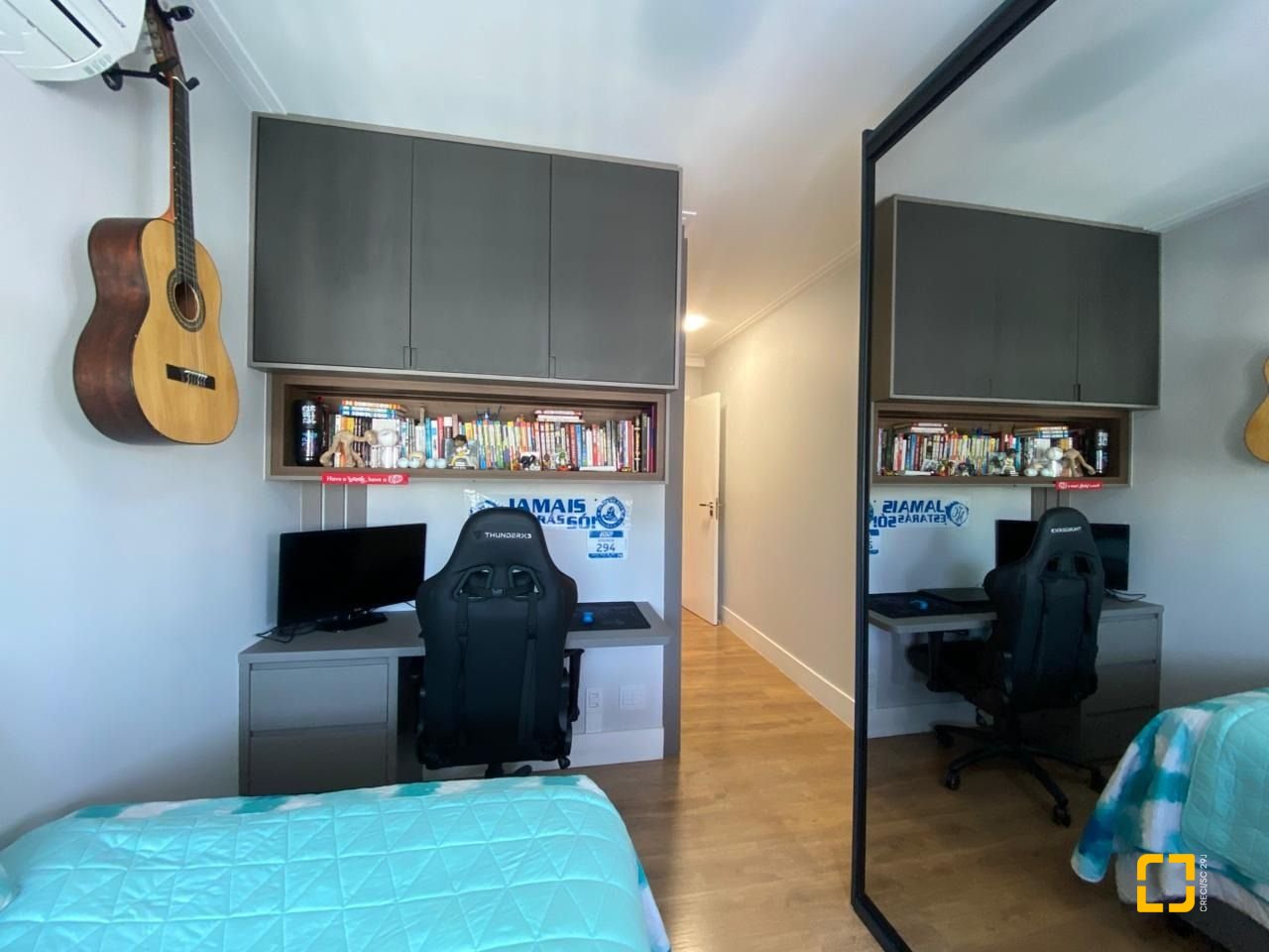 Apartamento com 101m², 4 quartos (sendo 2 suítes), 1 garagem, no bairro Centro em Florianópolis