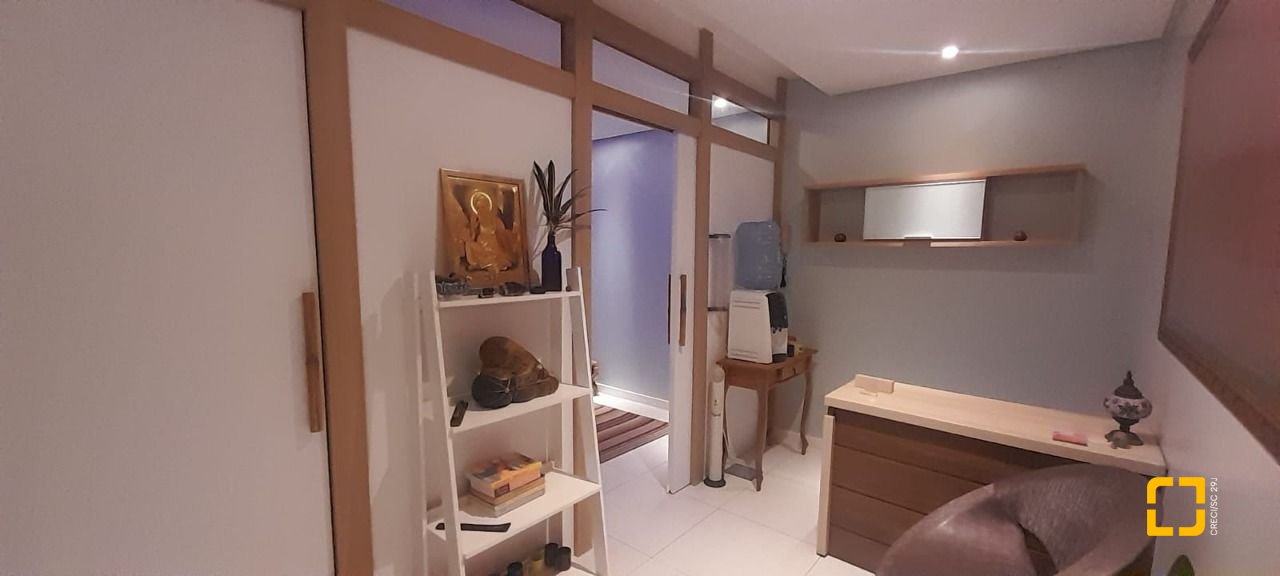 Sala com 35m², 1 garagem, no bairro Trindade em Florianópolis